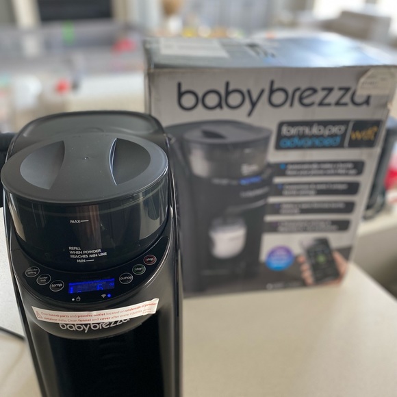 Baby brezza Wi-Fi  formula pro - Picture 1 of 5